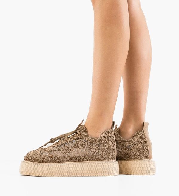 Wow Shoes Ежедневни Ystory Каки