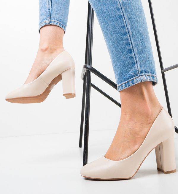 Botinelli Обувки Adas Бежов