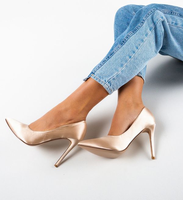 Ali Обувки Ahio Нуд