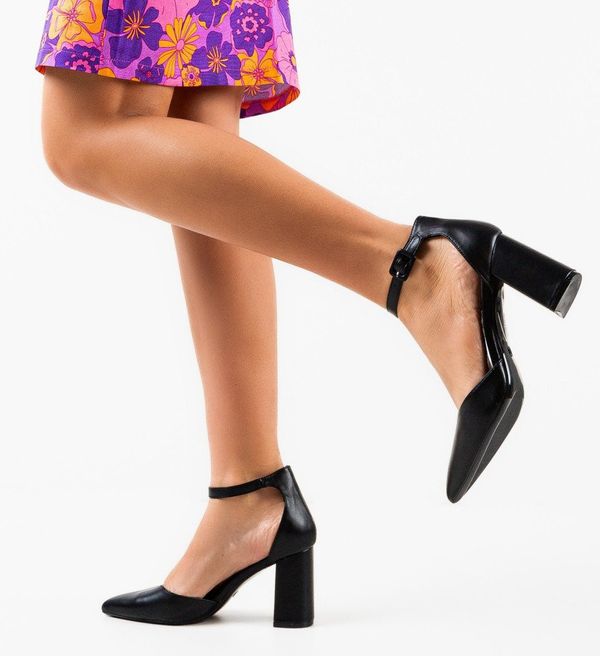 Ali Обувки Alejandro Черни