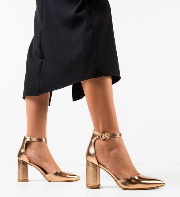 Ali Обувки Alejandro Златни