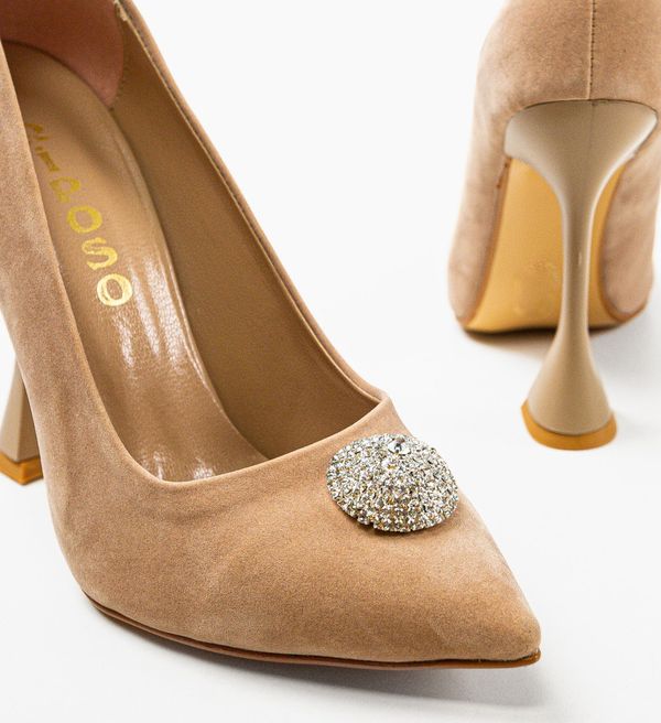 Udobni Обувки Alesyor Нуд