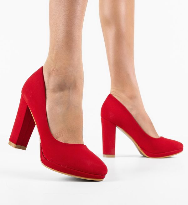 Carolie Обувки Alia Червени