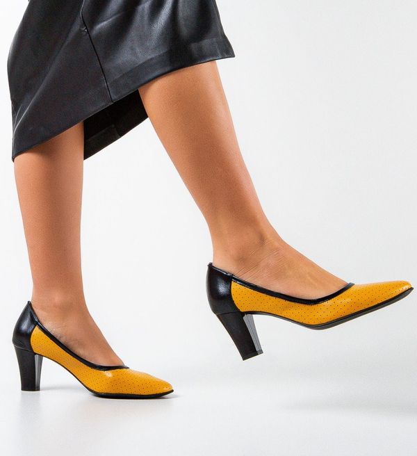 Wow Shoes Обувки Allena Жълти