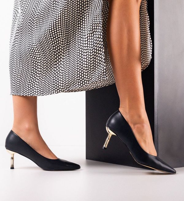 Botinelli Обувки Aneurin Черни