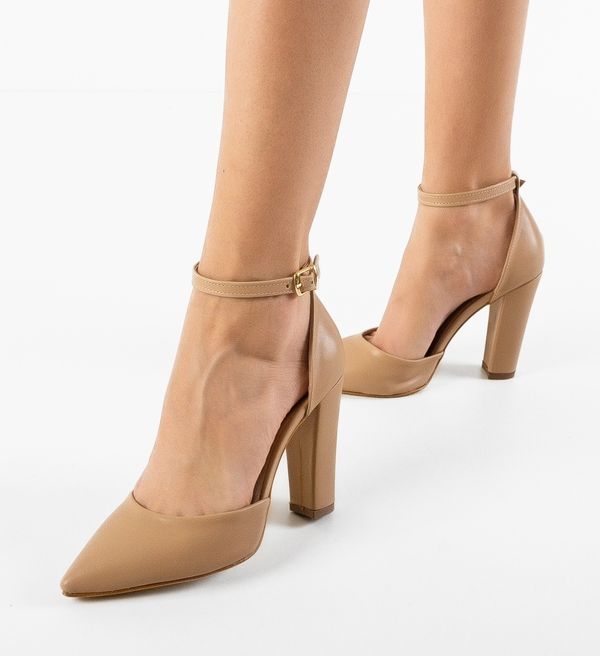 Wow Shoes Обувки Bakal Нуд