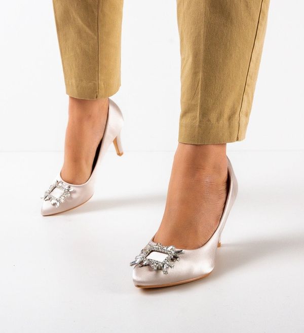 Mei Обувки Bino Бежов