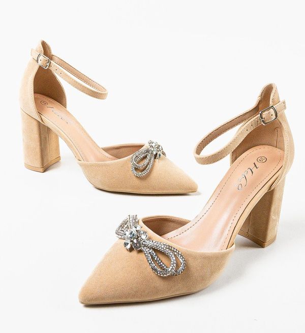 Hebe Обувки Brock Бежов