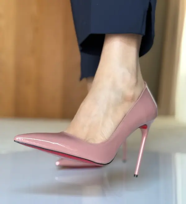 Wow Shoes Обувки Butyn Нуд
