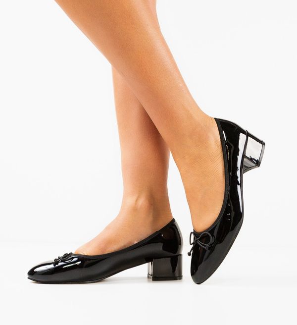 Botinelli Обувки Canberra Черни