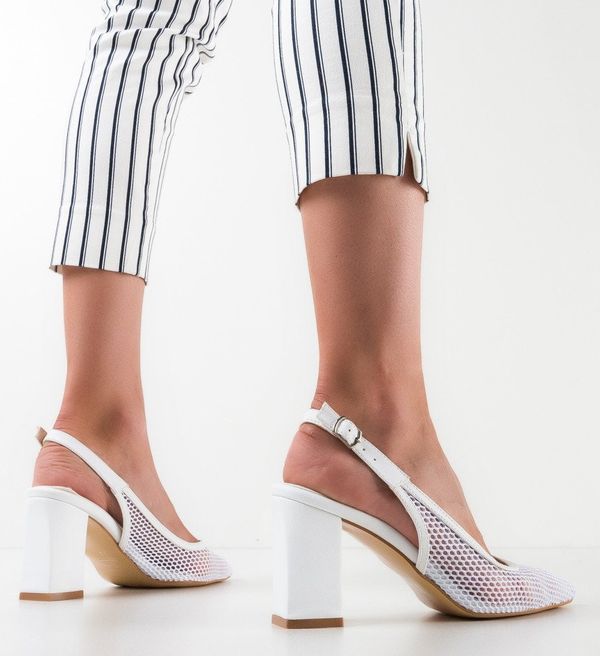 Wow Shoes Обувки Caresy Бели