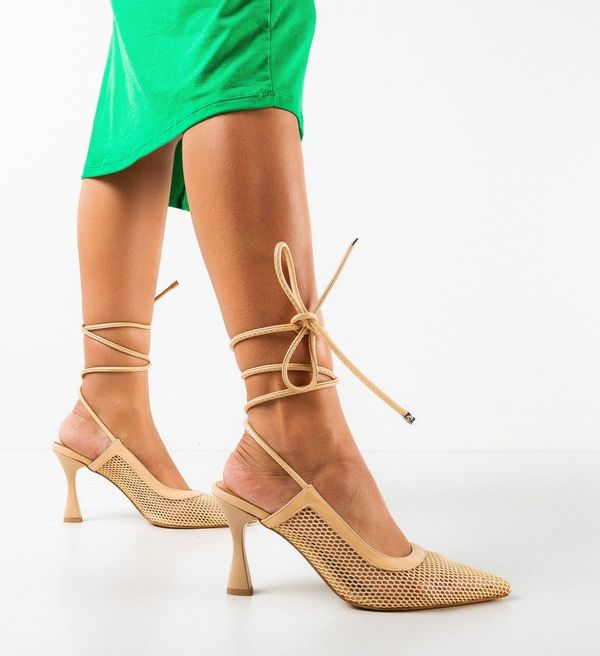 Wow Shoes Обувки Carey Бежов