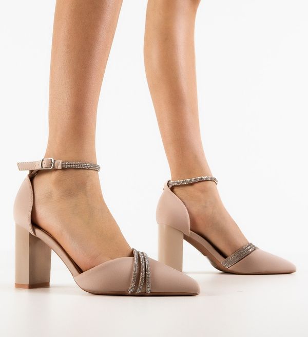 Tony Обувки Congo Бежов