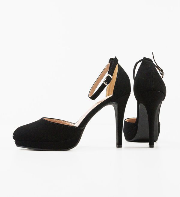 Carolie Обувки Cryst Черни