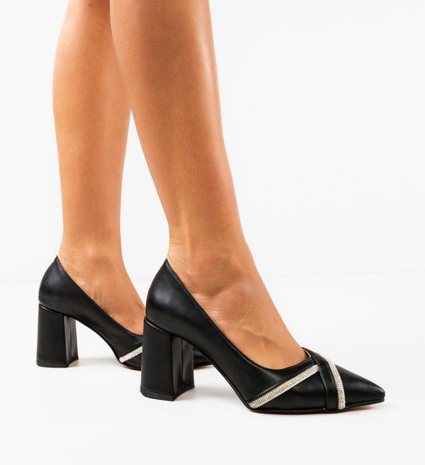 Wow Shoes Обувки Crysta Черни