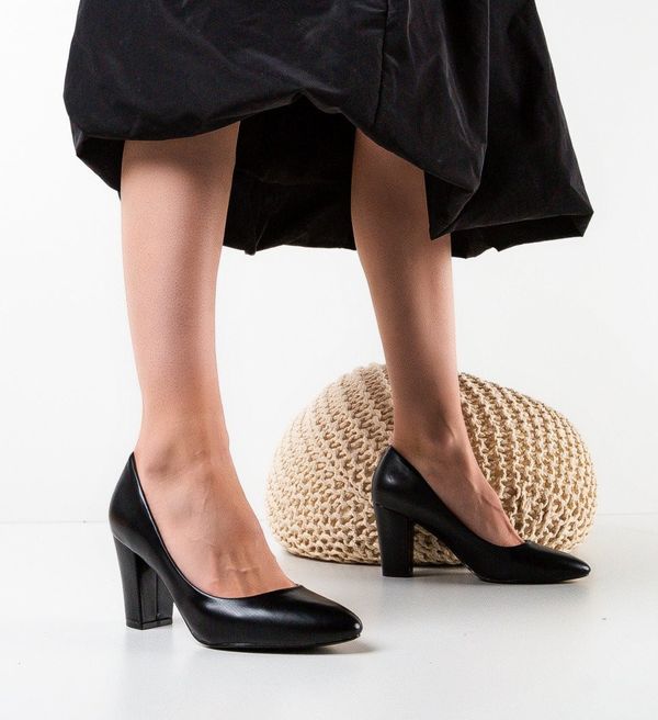 Hebe Обувки Currie Черни