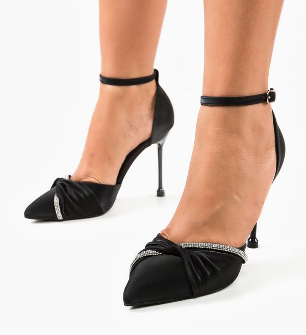 Mei Обувки Dobri Черни