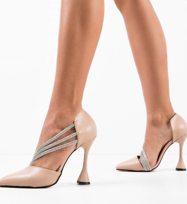 Udobni Обувки Egeptam Нуд