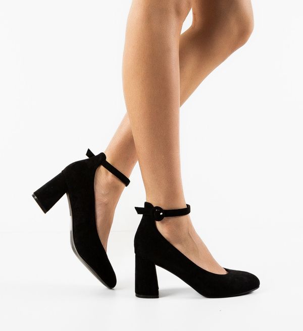 Ali Обувки Emili Черни