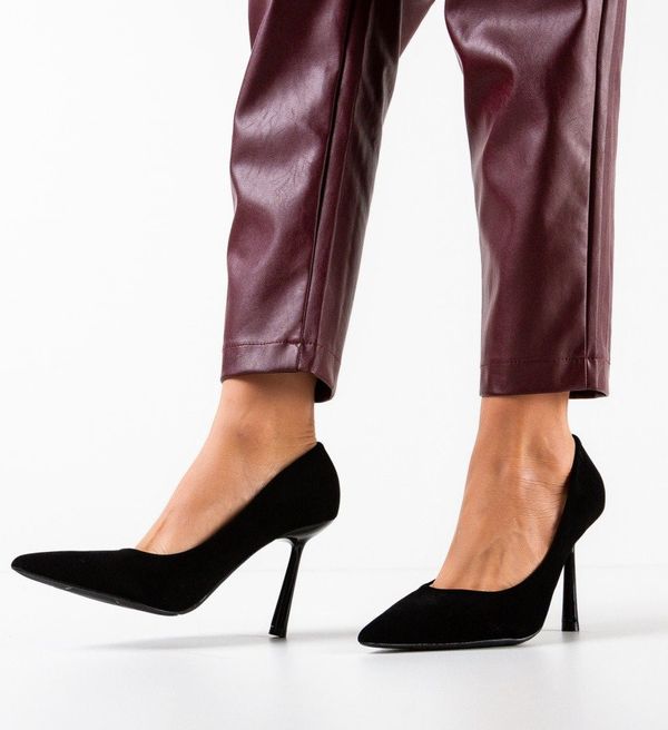 Hebe Обувки Emmett Черни