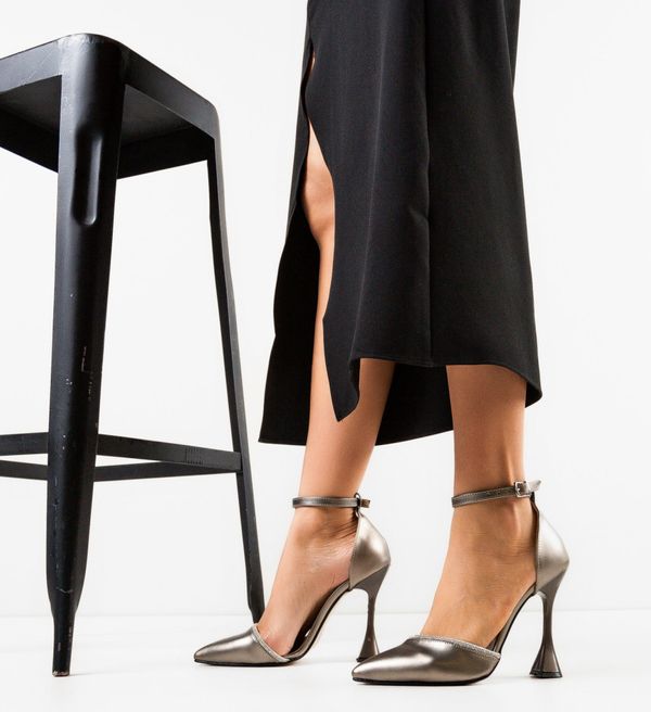 Exist Shoes Обувки Farmeco Сив