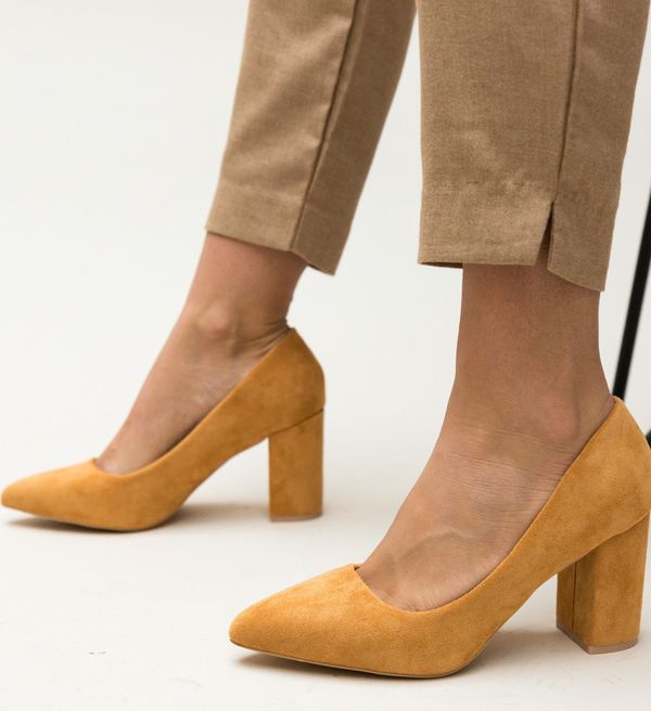 Ali Обувки Faulker Камел