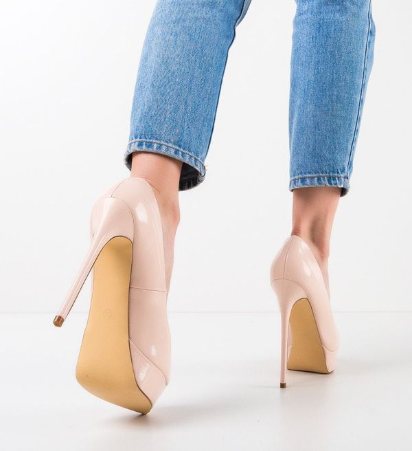 Ali Обувки Ferguson Нуд