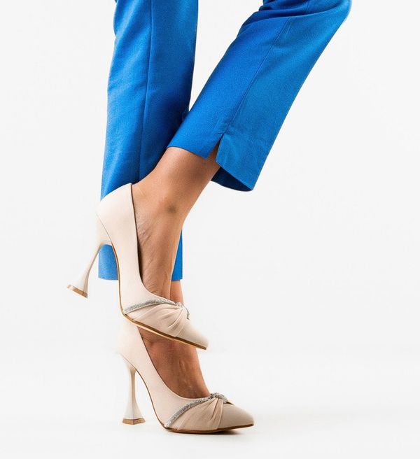 Wow Shoes Обувки Finko Бежов