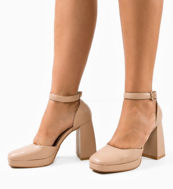 Ali Обувки Flynn Нуд