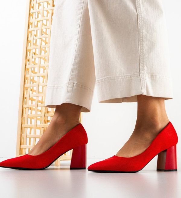 Hebe Обувки Fosire Червени