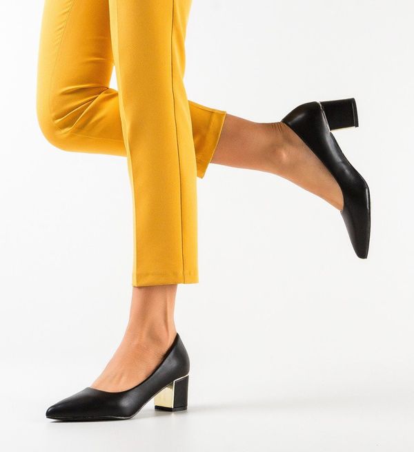 Botinelli Обувки Gavin Черни