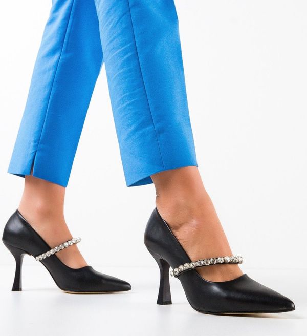 Wow Shoes Обувки Gaviro Черни