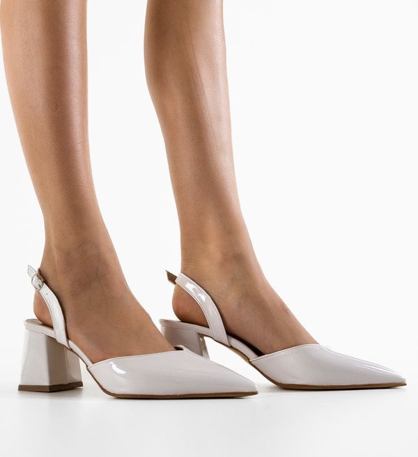Wow Shoes Обувки Hagra Бели