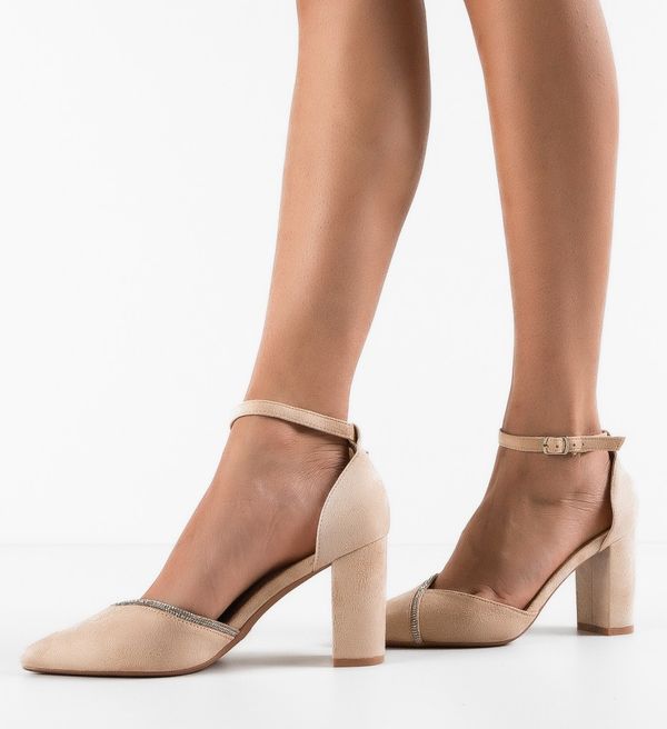 Tony Обувки Hajag Бежов