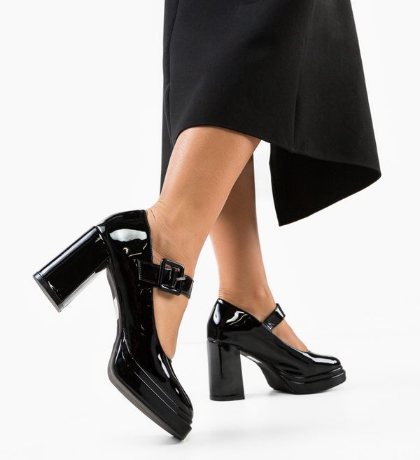 Botinelli Обувки Hanna Черни