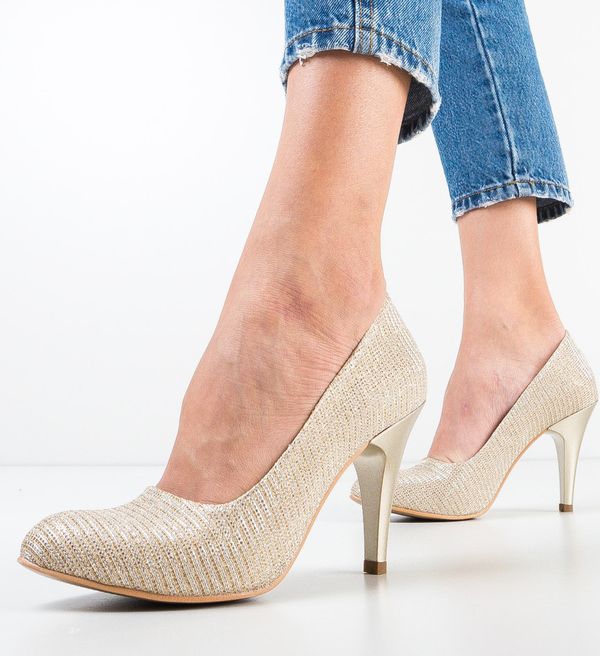 Ali Обувки Hugh Златни