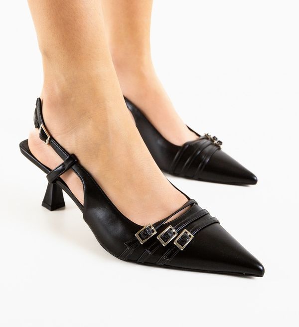 Cristina Обувки Ihab Черни