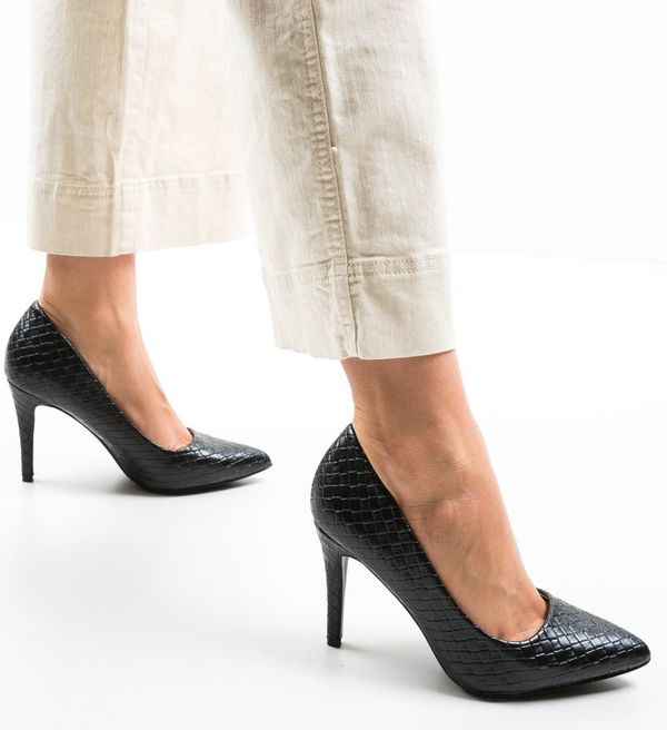 Ali Обувки Inez Черни