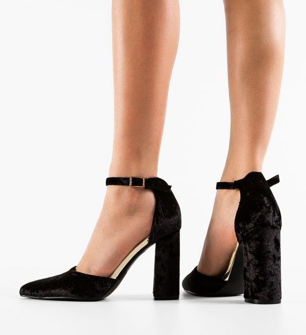 Ali Обувки Ioan Черни