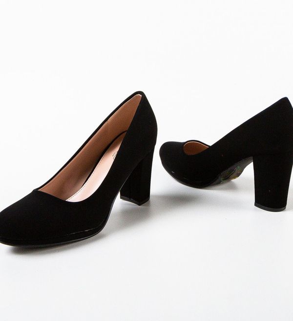 Mei Обувки Izpo Черни