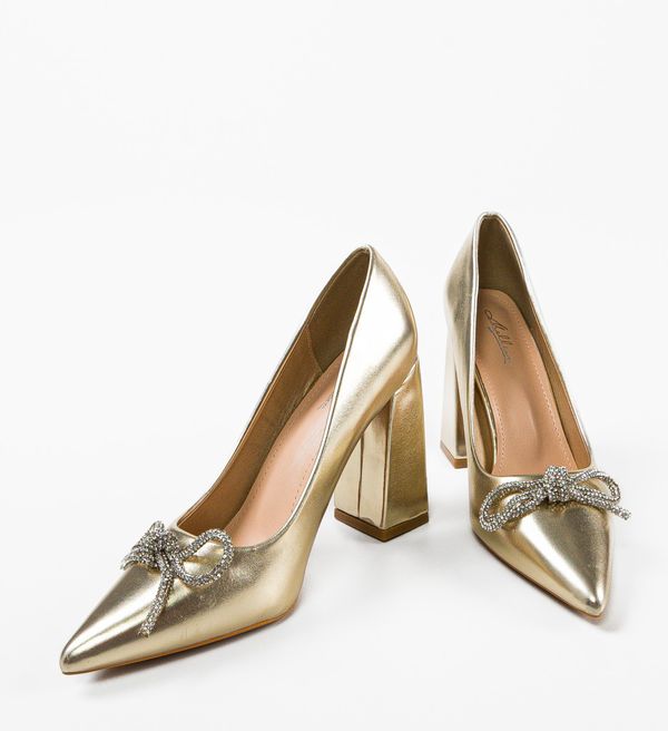 Ali Обувки Jacira Златни