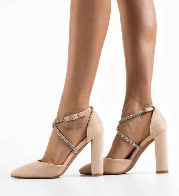 Tony Обувки Jess Бежов