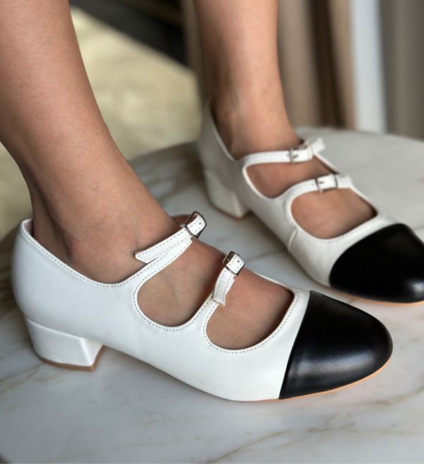 Ali Обувки Jordan Бели