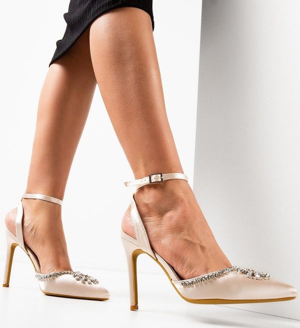 Ali Обувки Kaitlyn Бежов