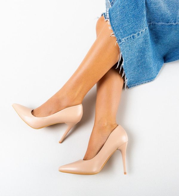 Hebe Обувки Karam Бежов