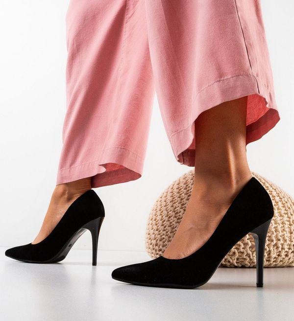 Hebe Обувки Karam Черни