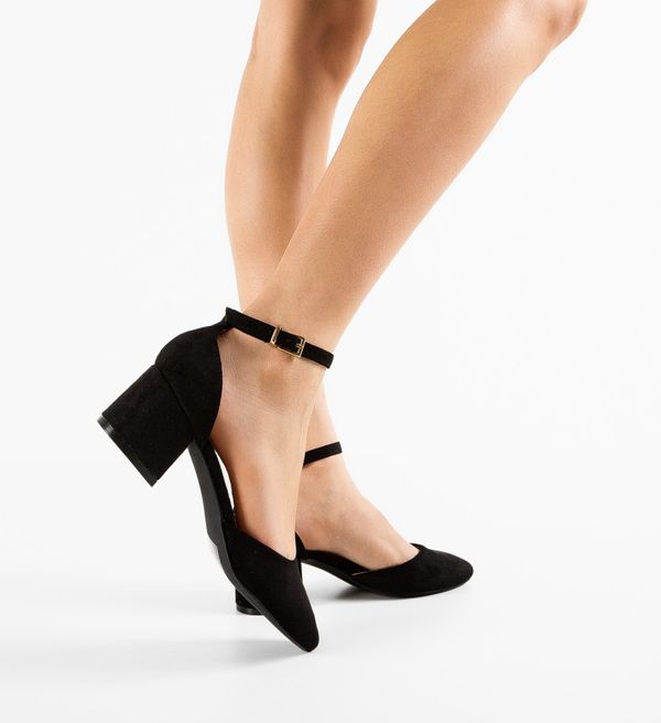 Cristina Обувки Keats Черни