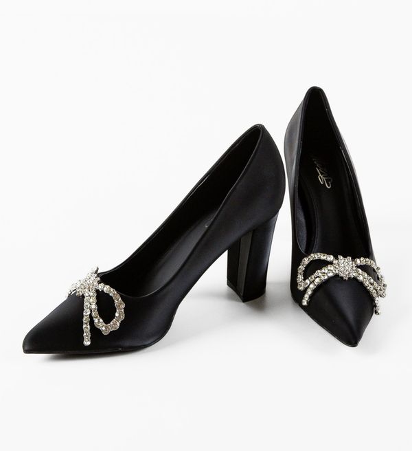 Mei Обувки Kiat Черни