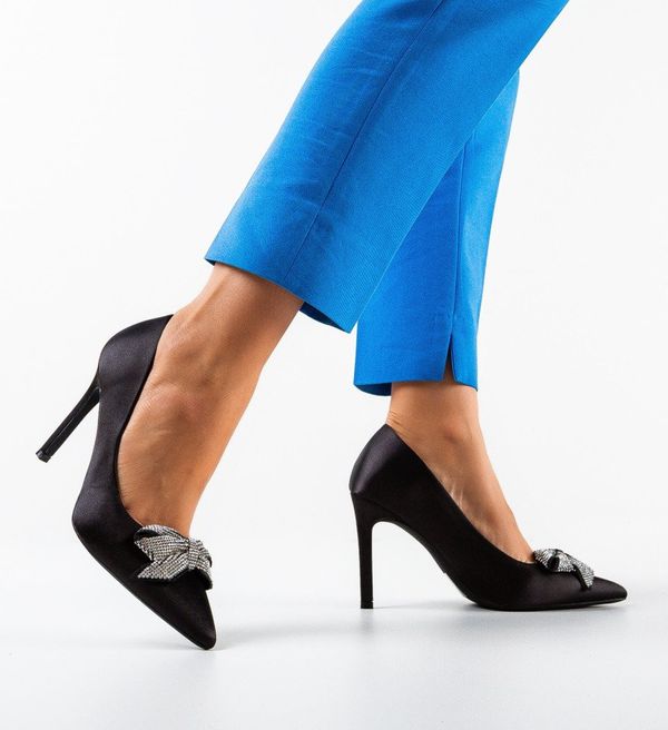 Ali Обувки Knott Черни