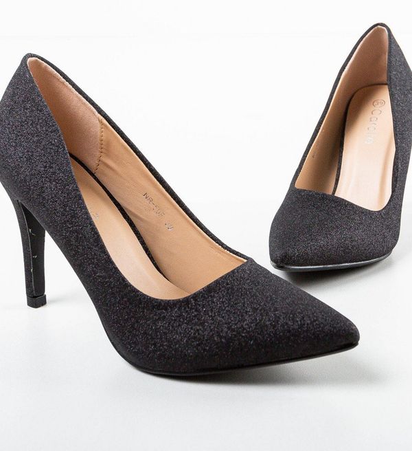 Carolie Обувки Kody Черни